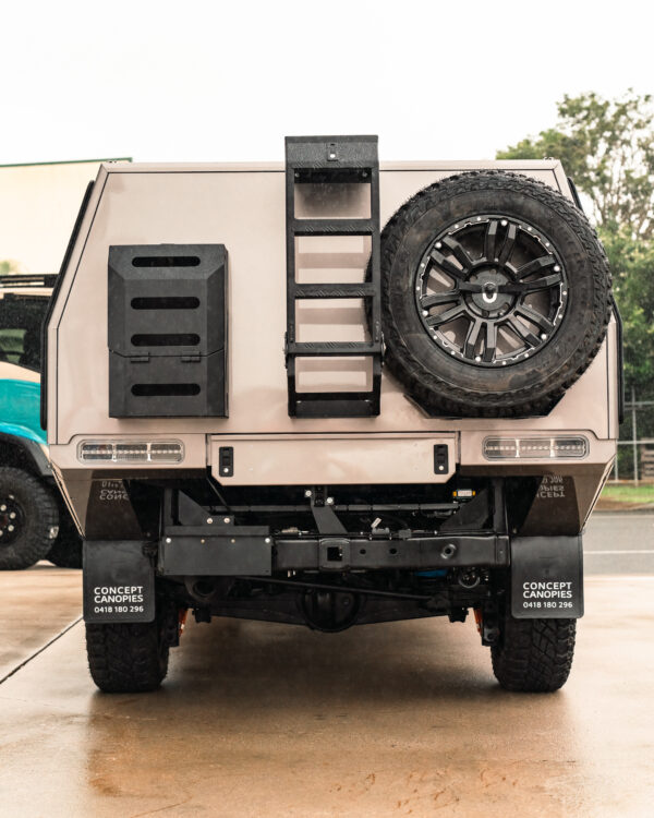 Drop Down, Swing Out Rear Ladder - Image 4